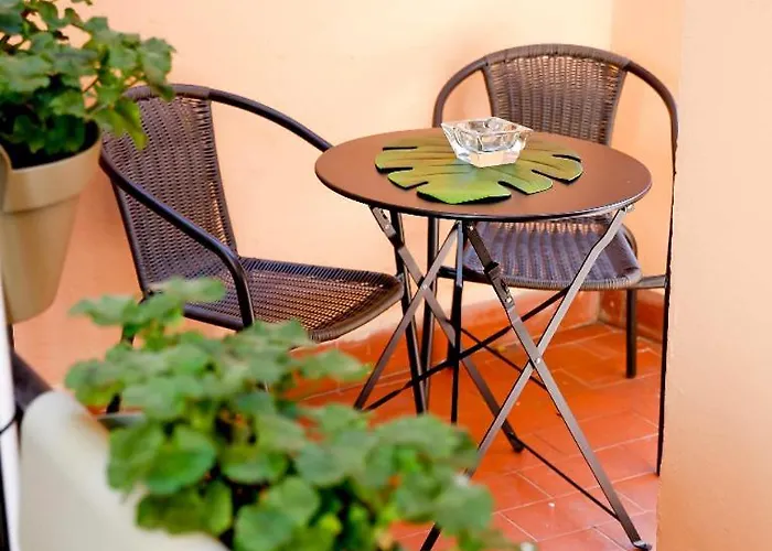 Apartament Monti With Charming Terrace